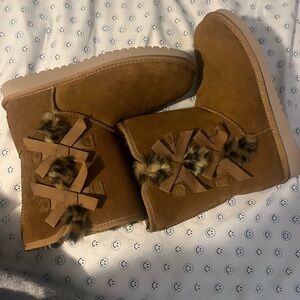 UGG Tan Bow-Accent Winter Boots